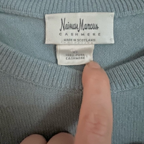 NEIMAN MARCUS Cashmere Collection Balloon Short Sleeve Top — Size XL, Light Blue - Picture 3 of 3